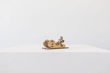 Load image into Gallery viewer, DESKTOP CATAPULT