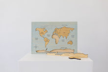 Load image into Gallery viewer, WORLD MAP PUZZLE